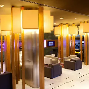 巴塞罗那雅典娜公寓式酒店 酒店