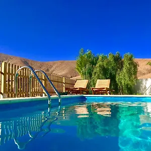 https://villa-margarita-valle-de-santa-ines.in-canary-islands.com